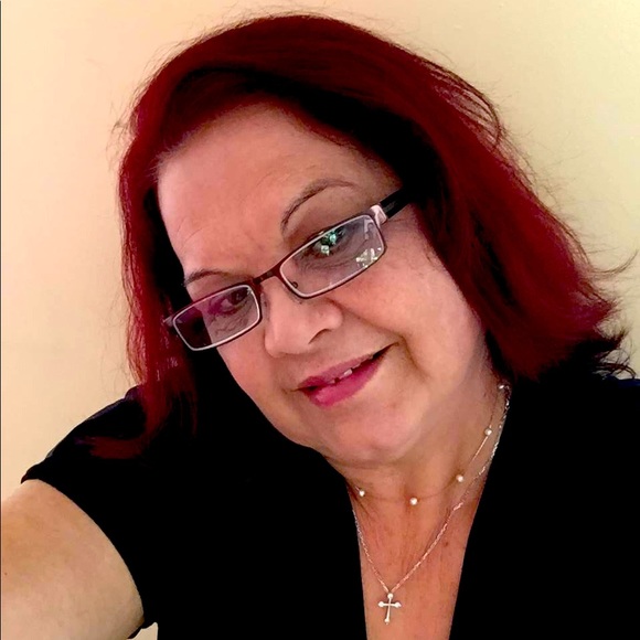 Meet your Posher, Gladys - Picture 1 of 1